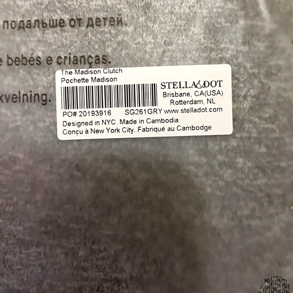 Stella &Dot Madison Clutch - Picture 6 of 6